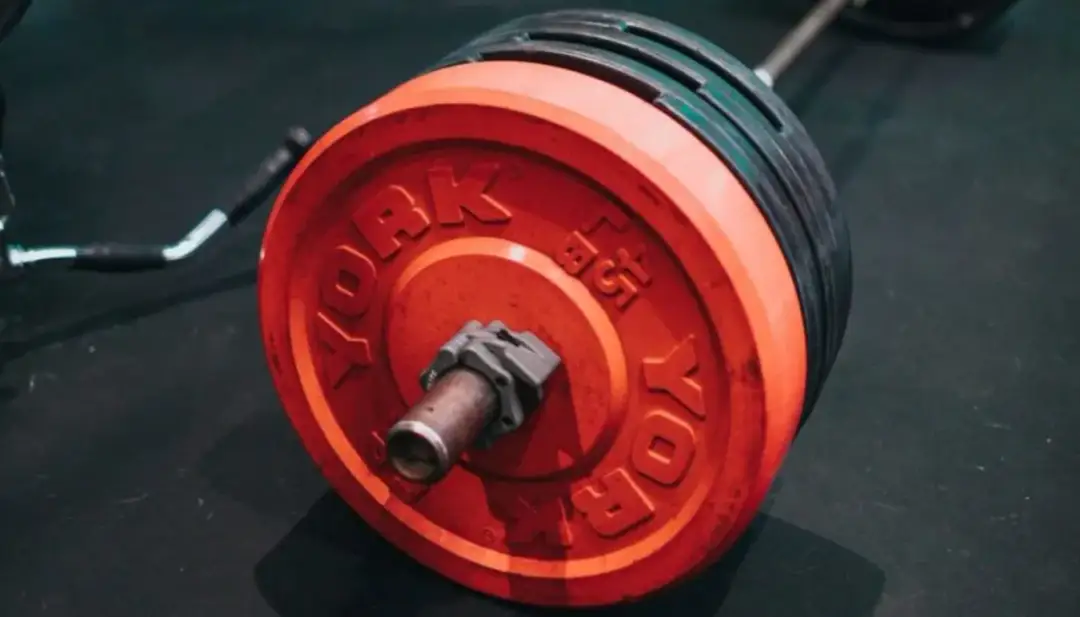 Kalkulator powtórzeń: Oblicz swoje maksymalne obciążenie 1RM