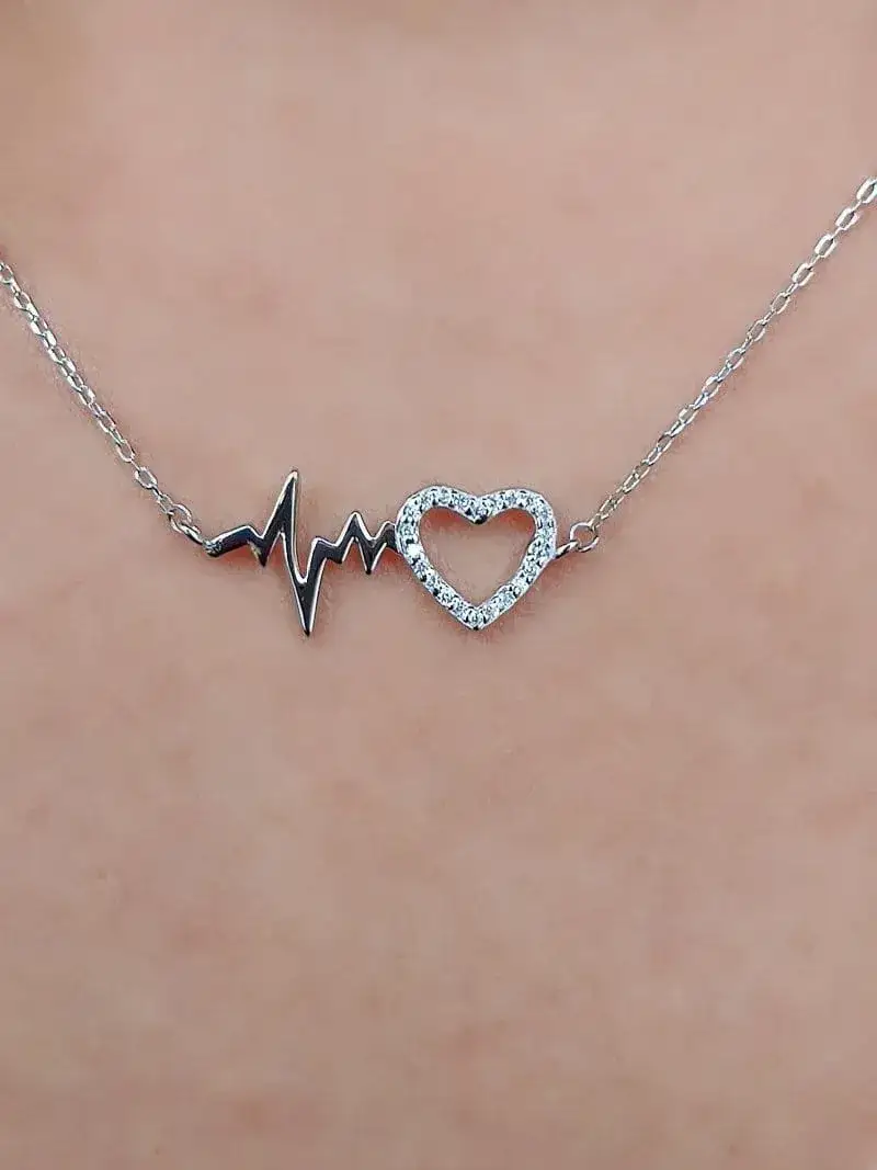 Naszyjnik linia życia - symbolika i znaczenie tego amuletu