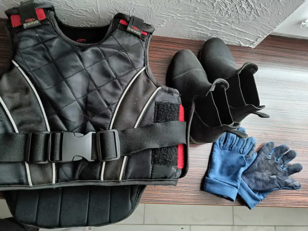 Najlepsza kamizelka jeździecka SWING P07 - bezpieczeństwo i komfort