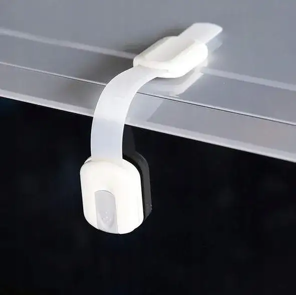 Gdzie kupić zabezpieczenia do szafek, aby zapewnić bezpieczeństwo dziecku?