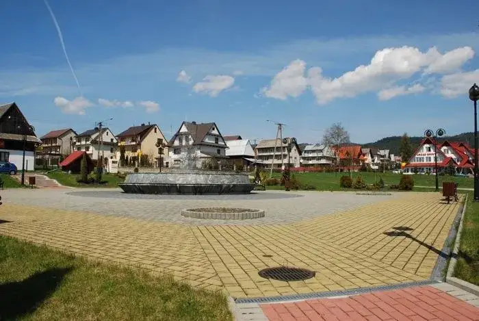 Najlepsze atrakcje w Maniowach, które musisz zobaczyć na wakacjach