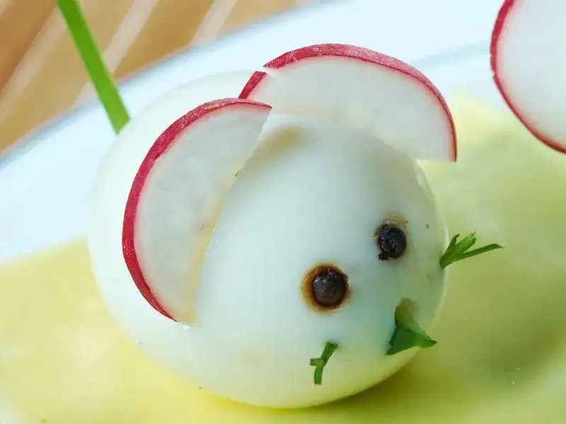 Jak zrobić ozdoby z warzyw – proste techniki i inspiracje na każdą okazję