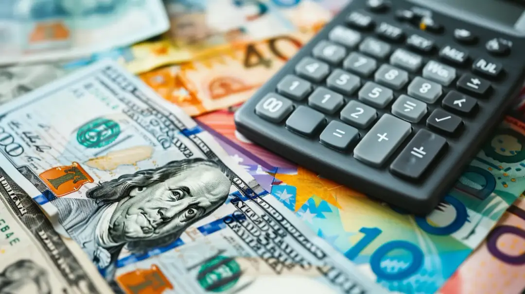 Przelicznik USD na PLN: Oszczędź na wymianie dolara na złotówki