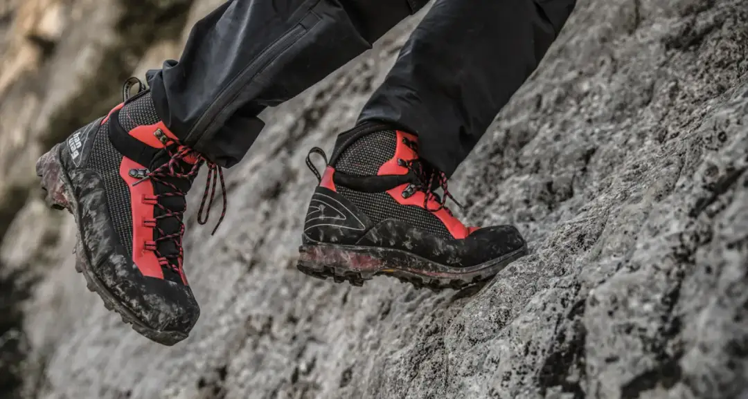 Jakie buty trekkingowe kupić, by uniknąć bólu i dyskomfortu?