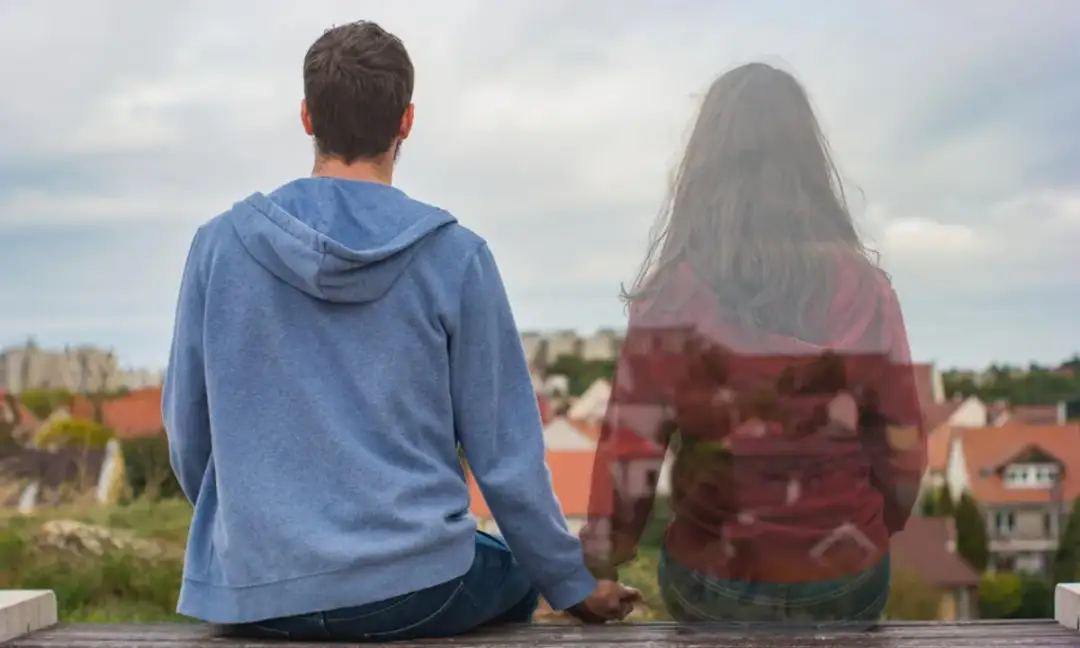 Skąd notariusz wie o śmierci? Odkryj ważne informacje i przepisy