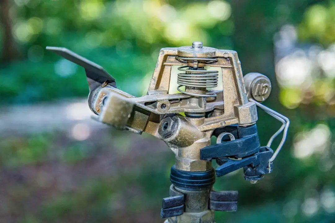 Rodzaje systemów automatycznego podlewania ogrodów