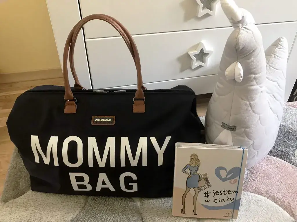 Jak spakować torbę do porodu - uniknij stresu i zapomnij o ważnych rzeczach