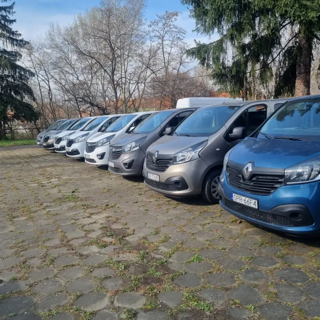 Busy Katowice – Berlin: Wygodny Transport Od Drzwi do Drzwi!