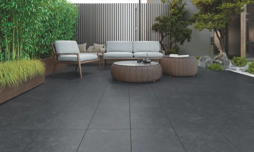 Jaki gres na balkon wybrać, aby uniknąć błędów i cieszyć się trwałością?