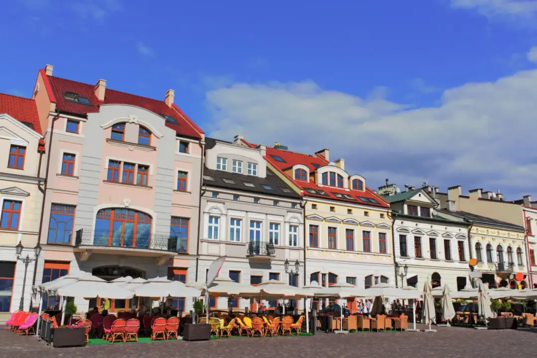 Gdzie zjeść w Rzeszowie? Odkryj najlepsze miejsca na smaczne jedzenie