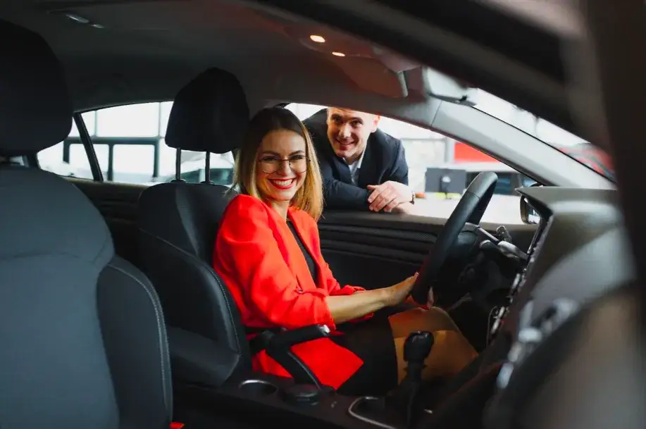 Dlaczego warto rozważyć wynajem długoterminowy samochodów? Przewodnik dla firm i osób prywatnych