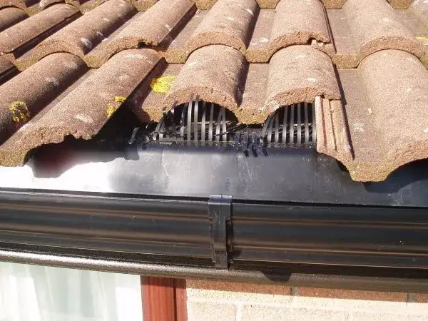 Skuteczny montaż grzebienia okapu: 5 kroków do perfekcyjnej instalacji