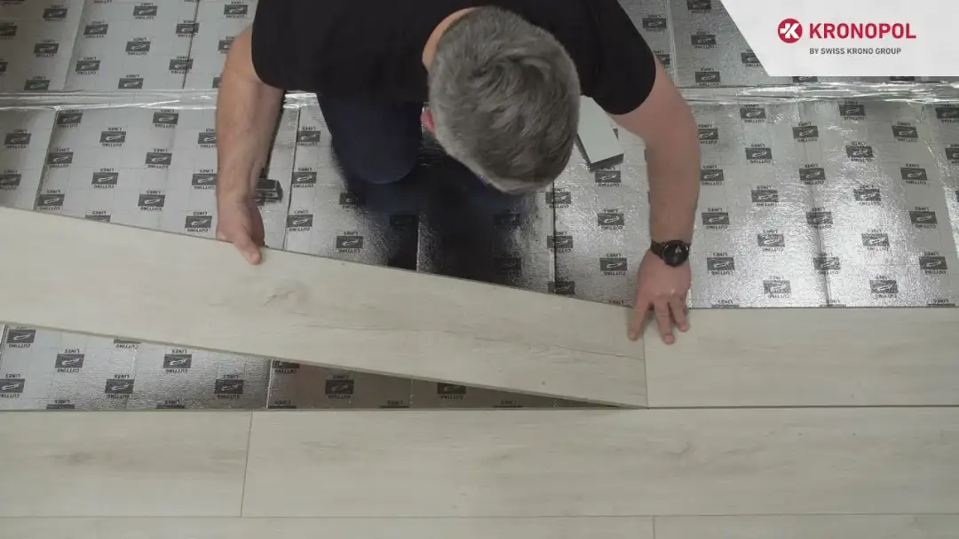 Jak układać panele Kronopol – krok po kroku do perfekcyjnej podłogi