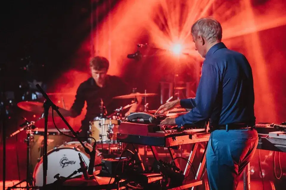 5 kultowych piosenek z bębnami na początku, które musisz znać