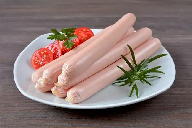 Kaloryczność parówki a dieta: sprawdzone przeliczenia i wartości odżywcze