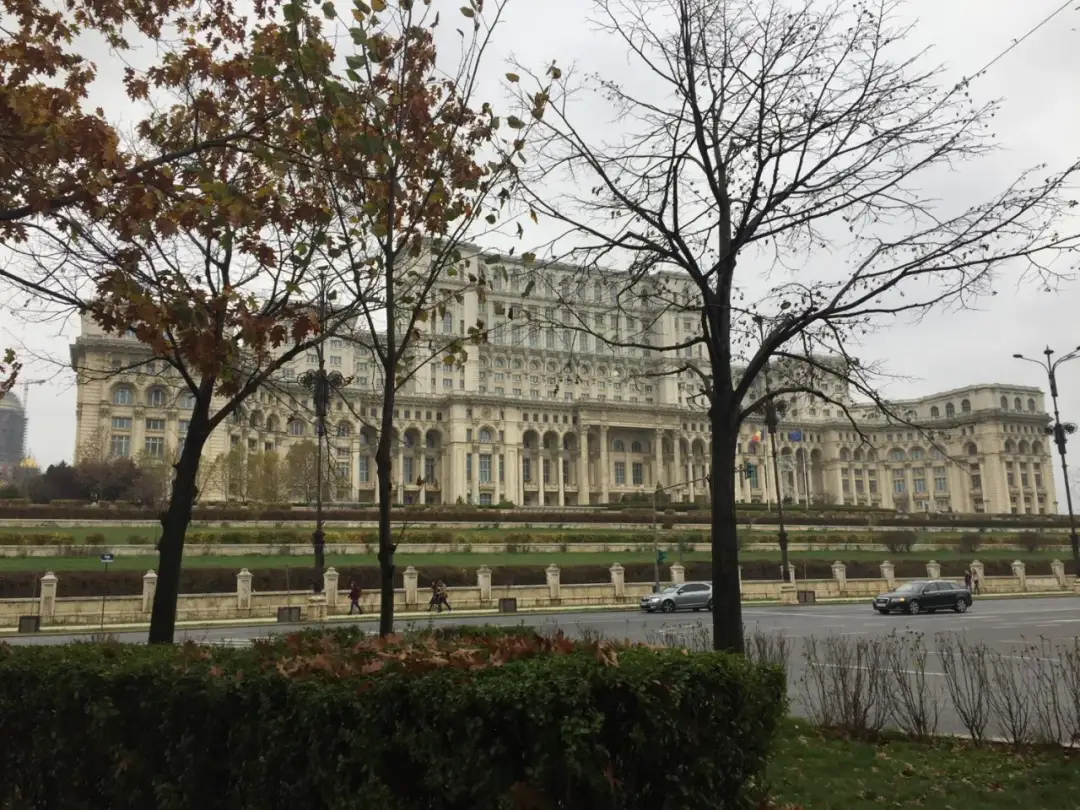 Najlepsze atrakcje w Bukareszcie, które musisz zobaczyć podczas wizyty