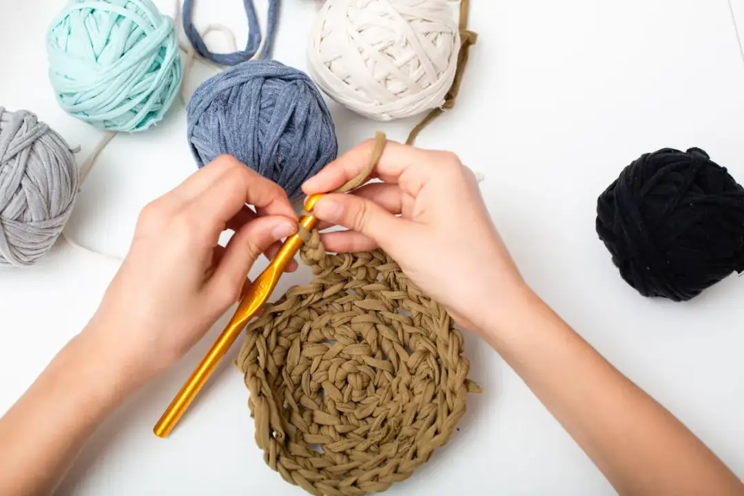 Jak zrobić podkładkę na stół ze sznurka – prosty poradnik krok po kroku