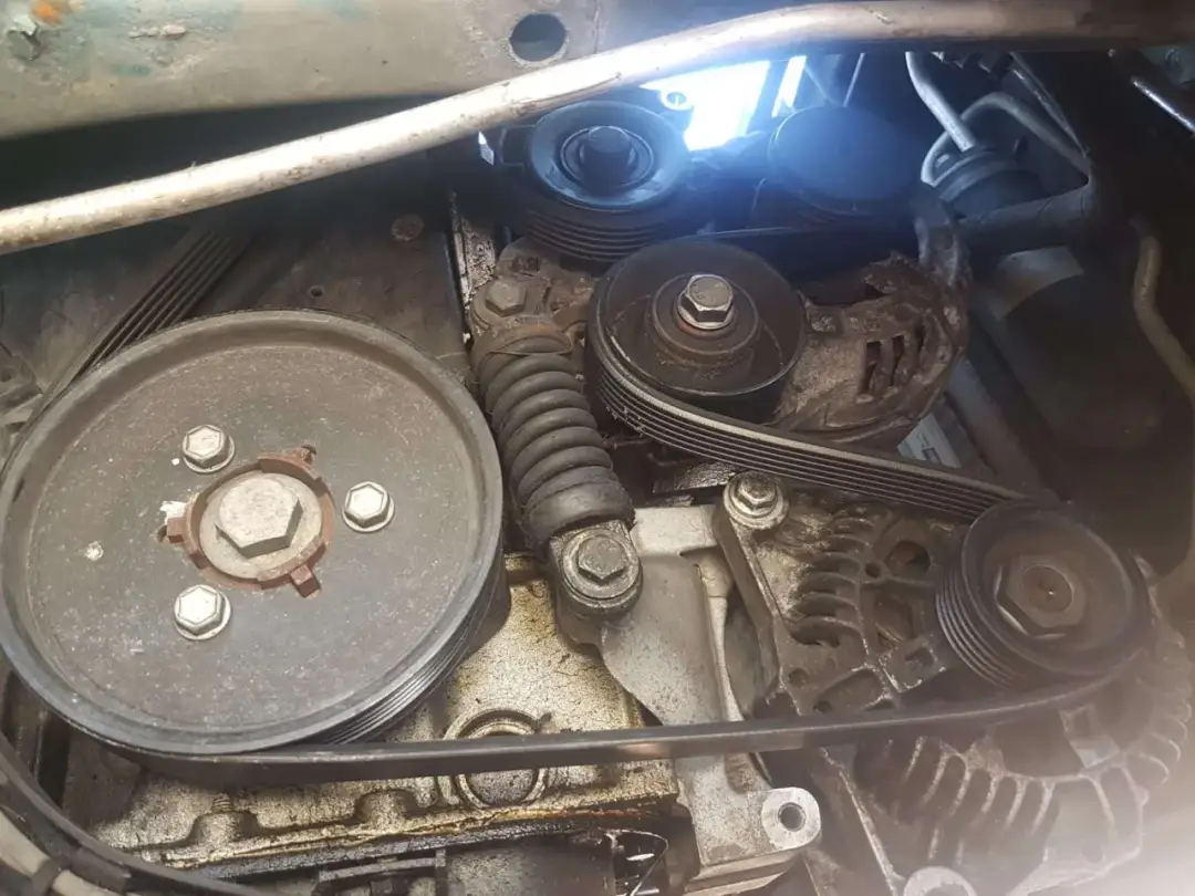 Jak wymontować alternator Peugeot 206: Instrukcja krok po kroku