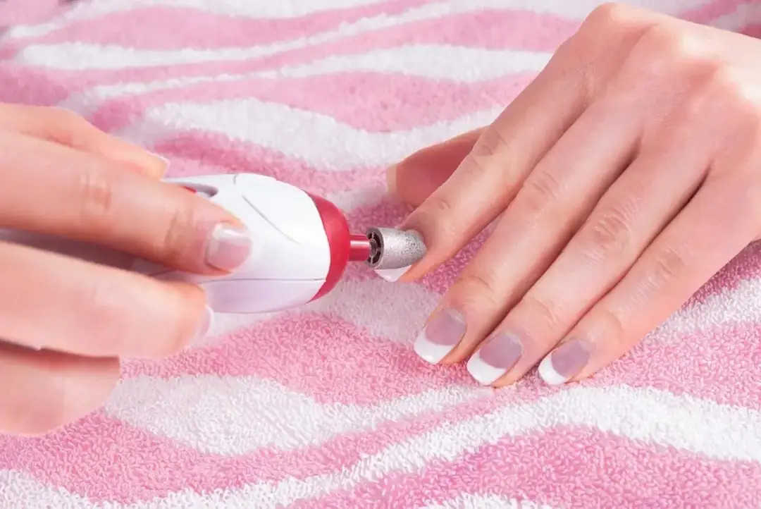 Najlepsze frezarki do domowego manicure – łatwe w użyciu i skuteczne