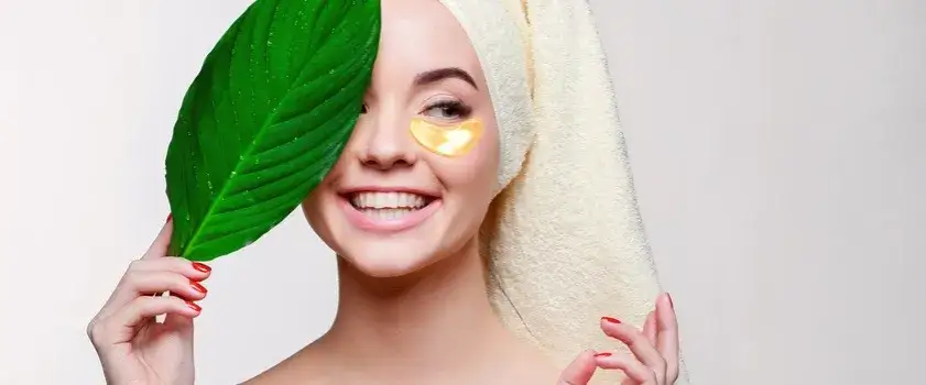 Jaka herbata na oczy? Odkryj skuteczne rozwiązania na opuchliznę i cienie