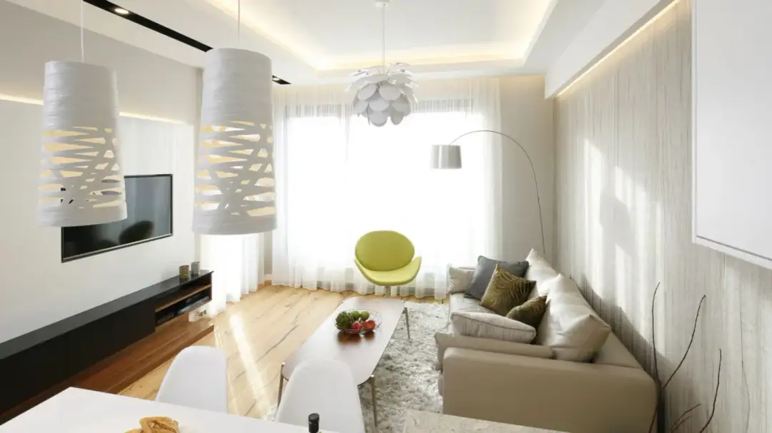 Jak urządzić salon w małym mieszkaniu: 8 praktycznych porad