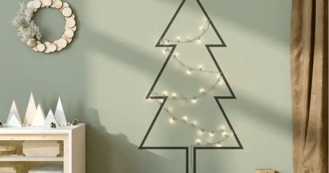 Jak zrobić choinkę na ścianę - proste pomysły na wyjątkową dekorację