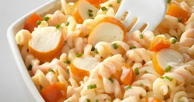 Recette de salade de pâtes au surimi : facile et rapide à préparer