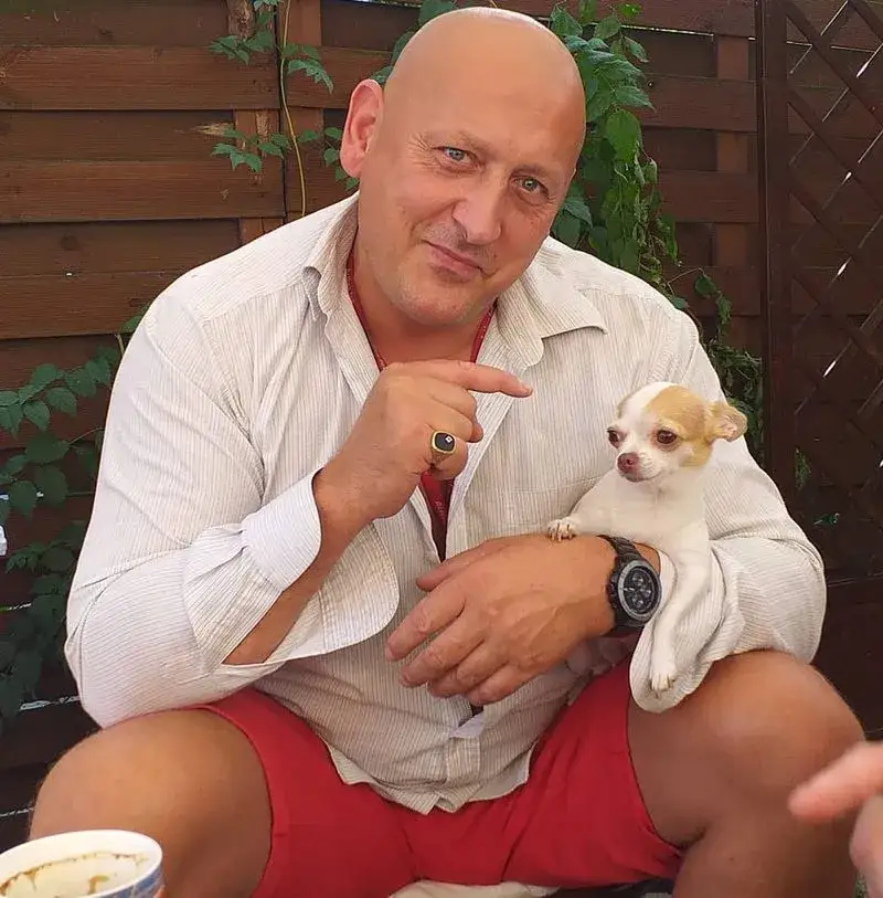 Kim jest Jacek z Królowych Życia? Poznaj gwiazdę programu TTV