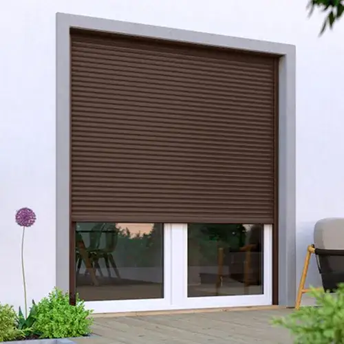 Sprytne sposoby maskowania rolet zewnętrznych bez przebudowy elewacji