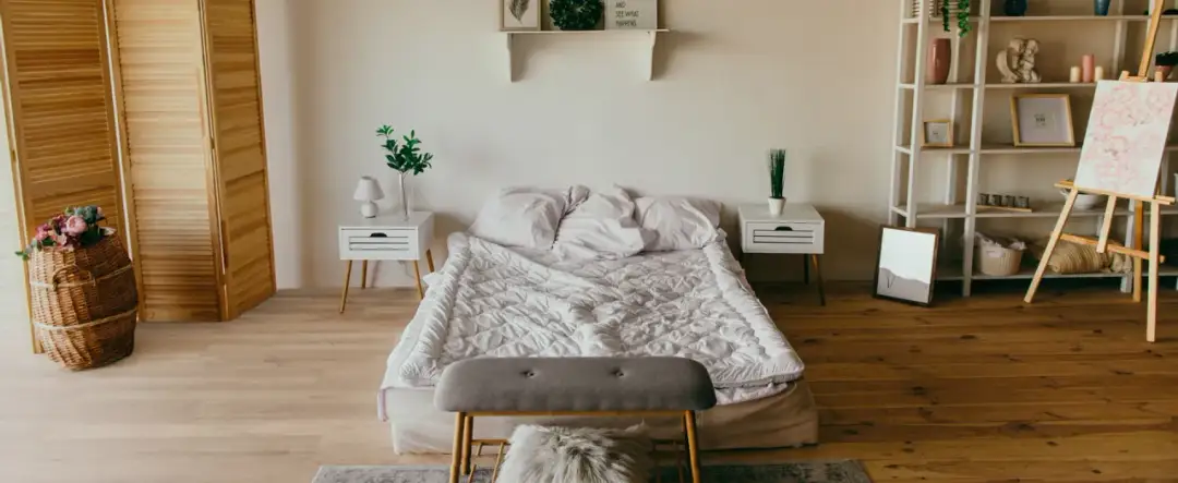 Czy można kłaść panele winylowe na panele? Sprawdź, zanim zaczniesz!