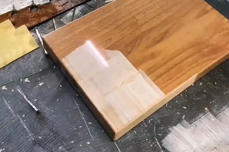 Skuteczne sposoby na to, czym zmyć farbę z mebli bez uszkodzeń