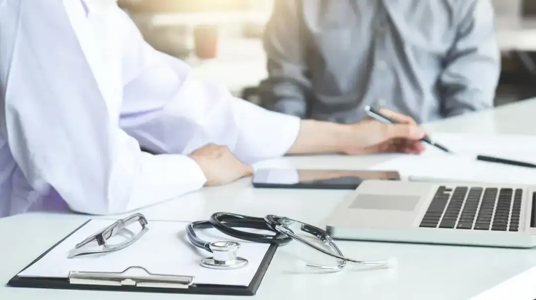 Co można robić po biol chemie? Odkryj ciekawe kierunki i zawody