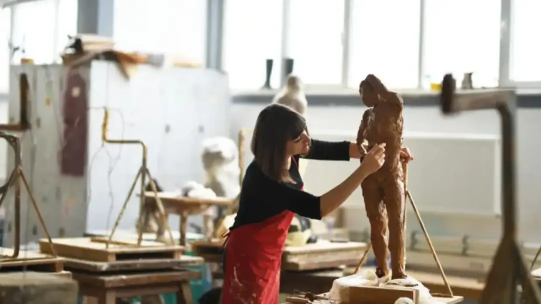 Rzeźby z gliny samoutwardzalnej: proste projekty dla dzieci i dorosłych