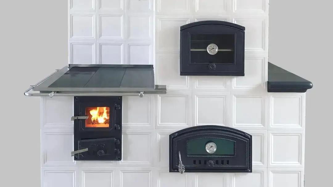 Kuchnia kaflowa w nowoczesnym wnętrzu: Tradycja spotyka design