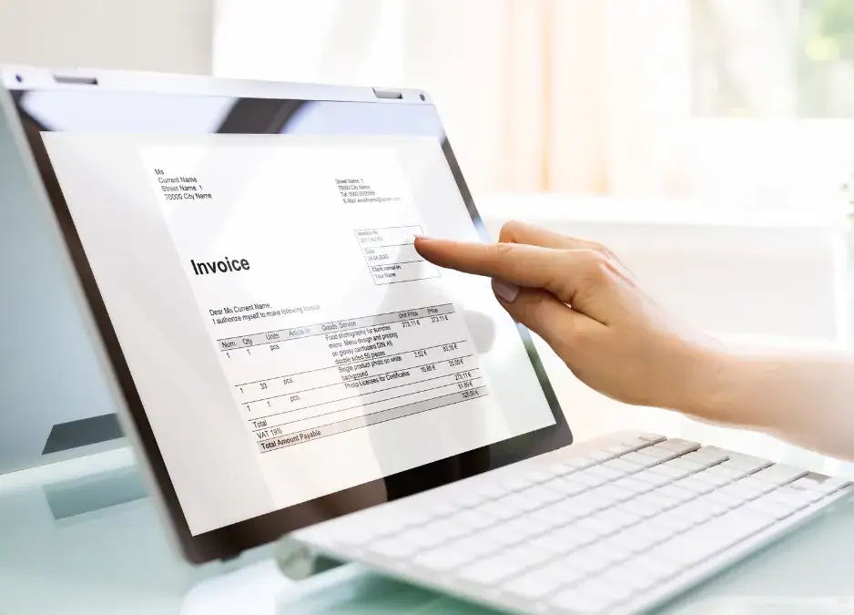 Jak kupować na Amazonie na fakturę: uniknij problemów z VAT-em