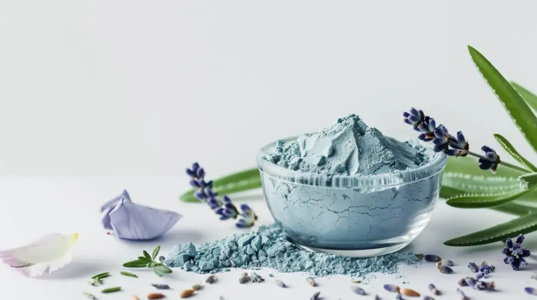 Niebieska glinka - Jakie korzyści daje stosowanie niebieskiej glinki?