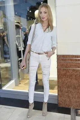 Fashionelka - wiek, kariera i sukces znanej blogerki modowej