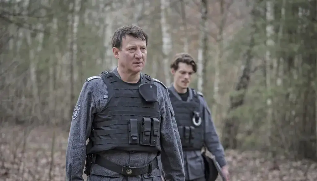 Konwój - mroczny thriller o moralnych dylematach służby więziennej