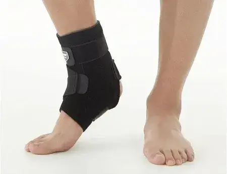 Jak wybrać stabilizator na kostkę siatkarski: wszystko co musisz wiedzieć