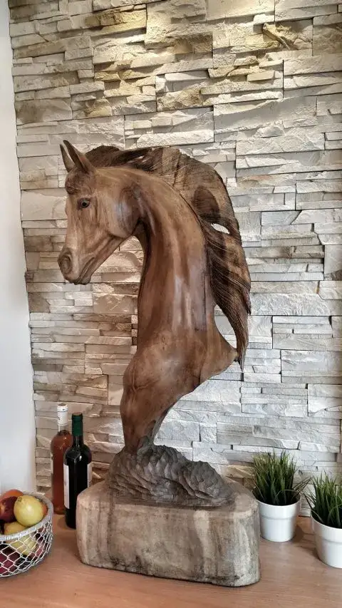 Rzeźby z drewna: techniki, inspiracje i porady dla początkujących rzeźbiarzy