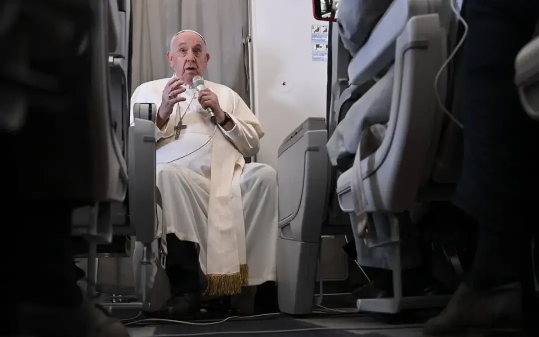 Czy bycie gejem to grzech? Odkryj, co mówi Kościół katolicki