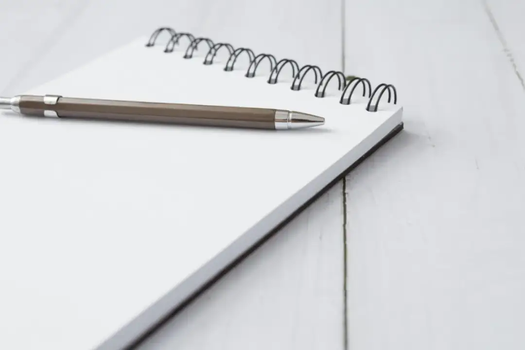 Dobre długopisy reklamowe? To możliwe! Podpowiadamy, co wyróżnia te najciekawsze propozycje