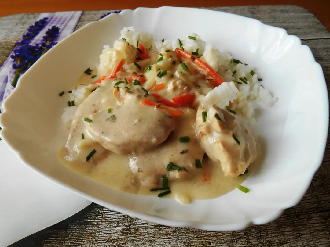 Jak zrobić sos z piersi kurczaka: 5 prostych kroków + tajne triki