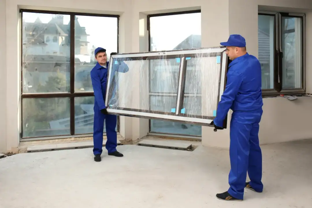 Montaż okien względem tynków: co jest lepsze dla Twojego domu?