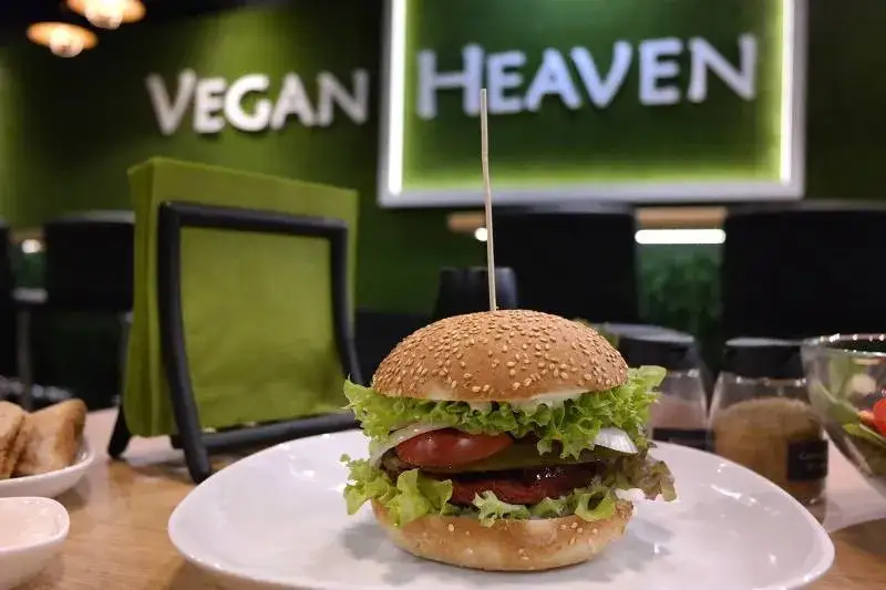 Najlepsze wegańskie restauracje w Lublinie - ranking TOP 6 miejsc 2025