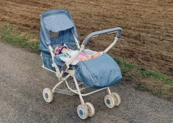 Wózek retro lata 80 – jak znaleźć idealny model i uniknąć pułapek