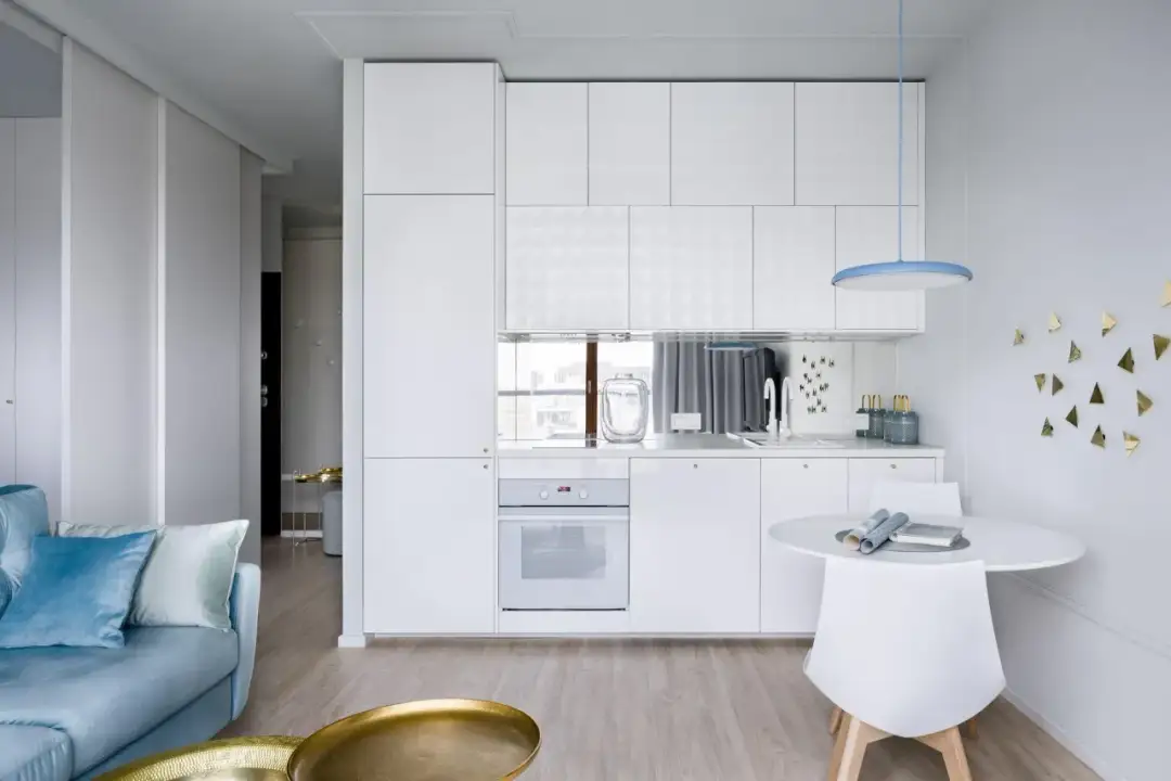 Jak pomalować salon z otwartą kuchnią: 5 najlepszych technik