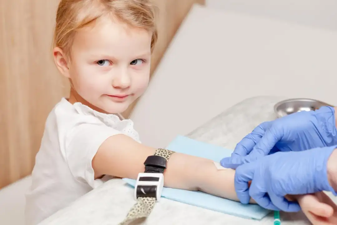 Podwyższony poziom monocytów u dziecka: co powinien wiedzieć każdy rodzic?