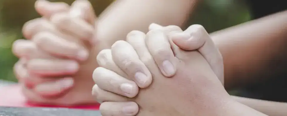 Co to jest modlitwa pańska i dlaczego jest tak ważna w chrześcijaństwie