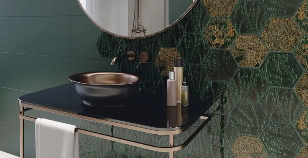 Szklane dekory do płytek: rodzaje i zastosowania w aranżacji